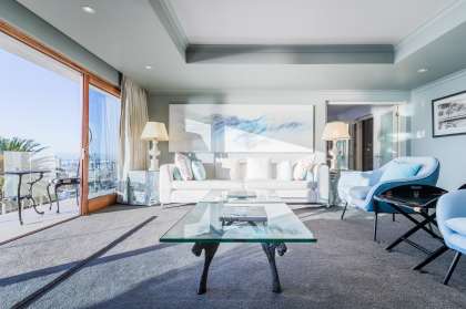 Ellerman House Suites Lounge with Ocean View